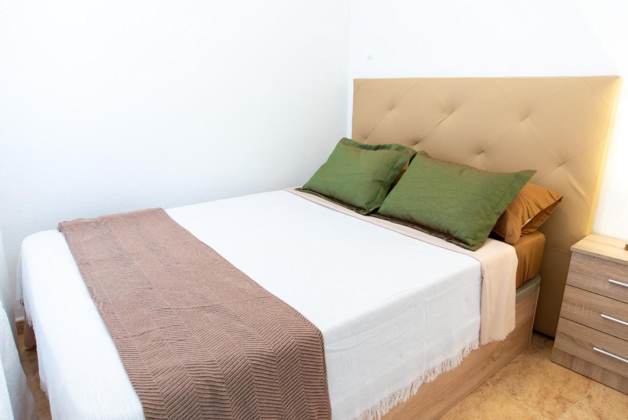 Holiday Suite Caballero De Rodas 92 トレビエハ エクステリア 写真